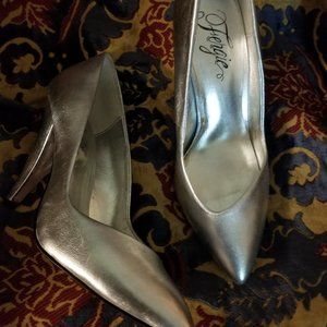 Fergie Silver Pumps